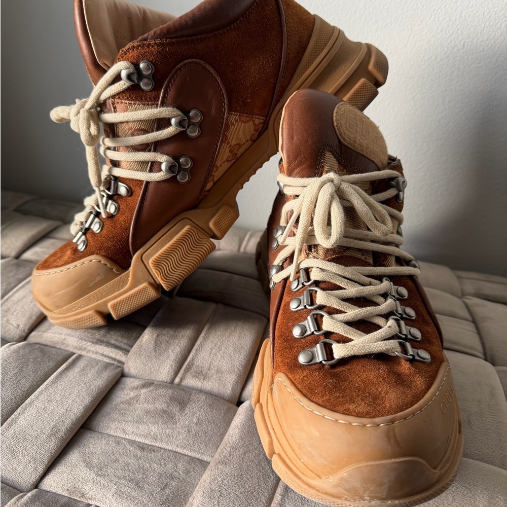 Gucci Mans Flashtrek GG Supreme Hiking Fashion Sneaker US 10-10.5 - Picture 10 of 16